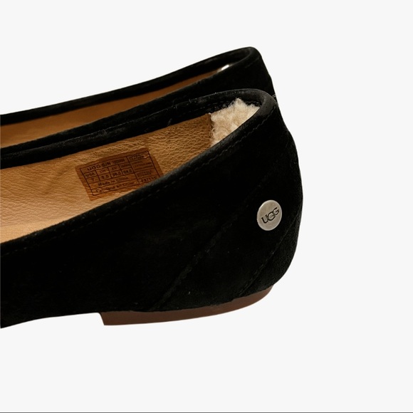 UGG Round Toe Bow Suede Flats 🎀 - Picture 5 of 5